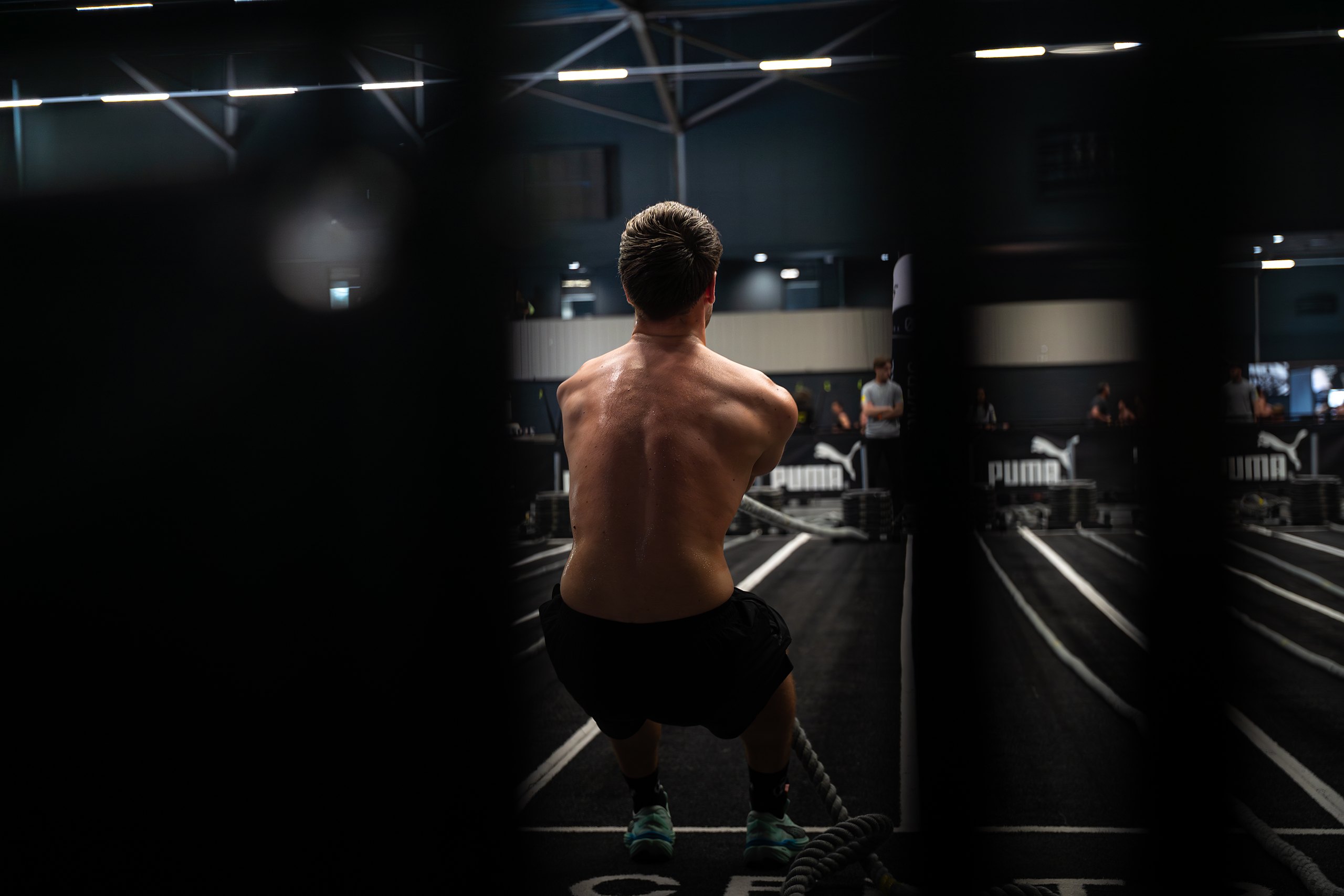 Hyrox-atleet in actie tijdens de wedstrijd in Rotterdam